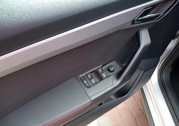 Seat Arona cena 79000 przebieg: 15000, rok produkcji 2021 z Łęknica małe 277